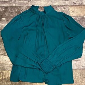 Chic Teal Blouse with Buttoned Cuffs